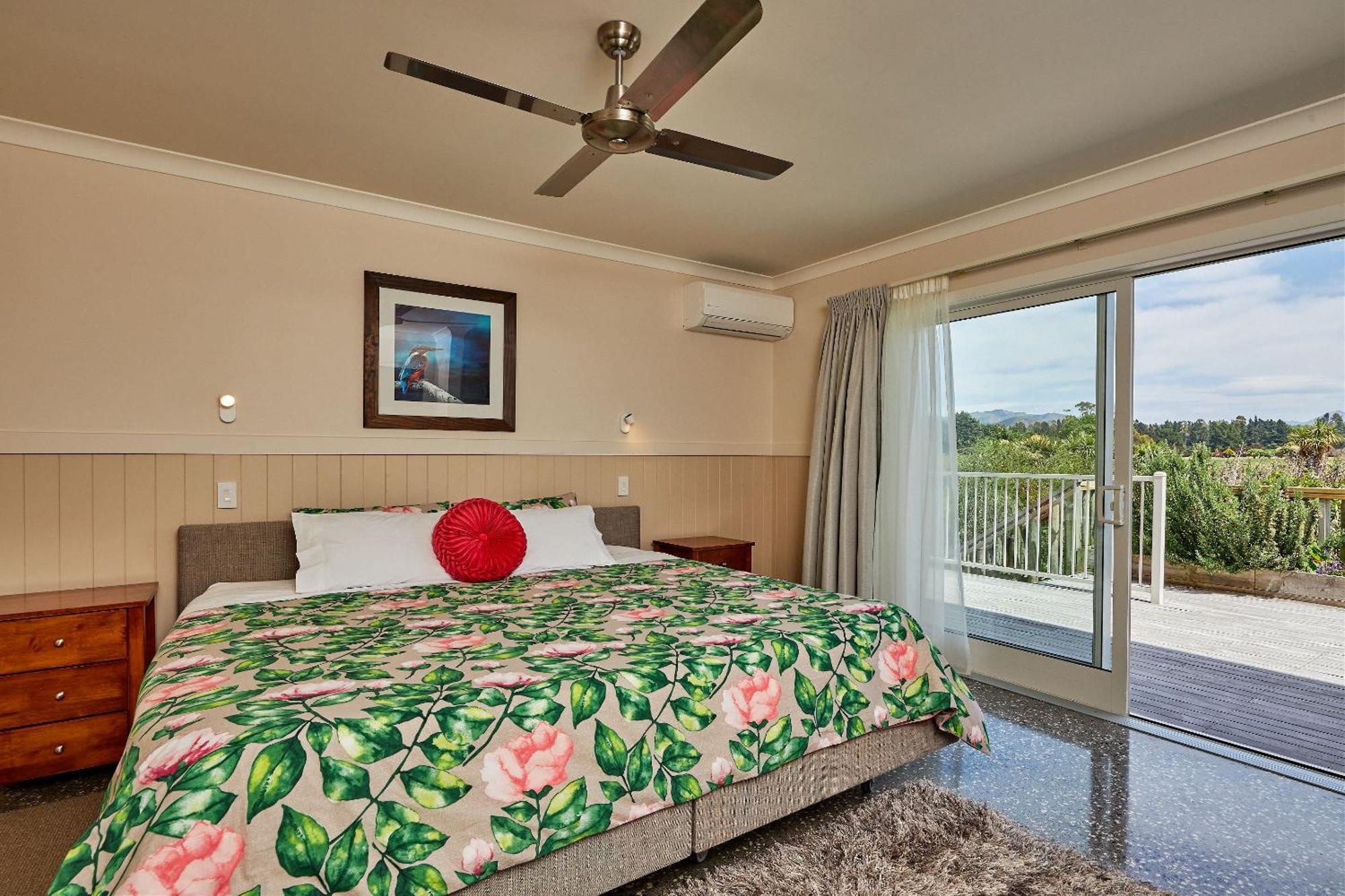 カイコウラ Kakatu Retreat Bed & Breakfast 部屋 写真
